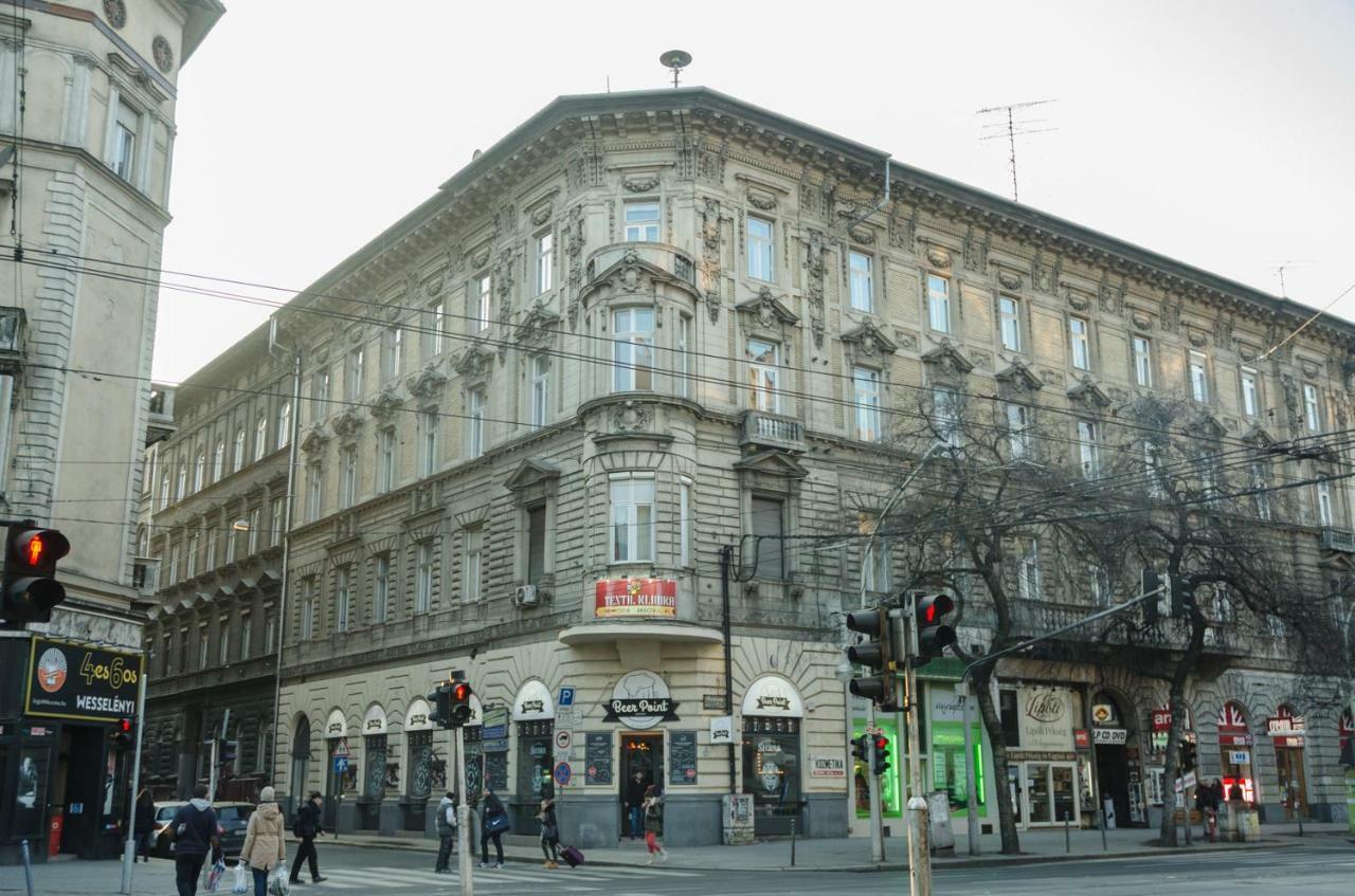Appartement Downtown Delight - Erzsebet Blvd - 13 Ppl à Budapest Extérieur photo